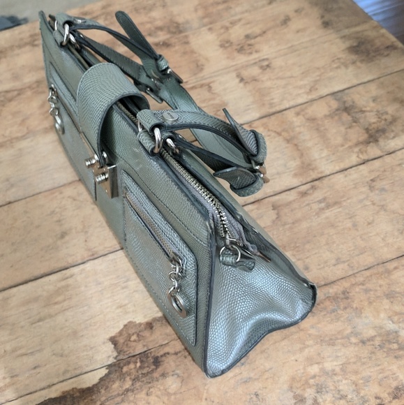 Silver metallic python embossed leather Guess purse - Picture 3 of 7