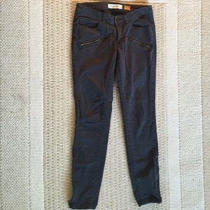 Pilcro and Letterpress skinny pants size 26