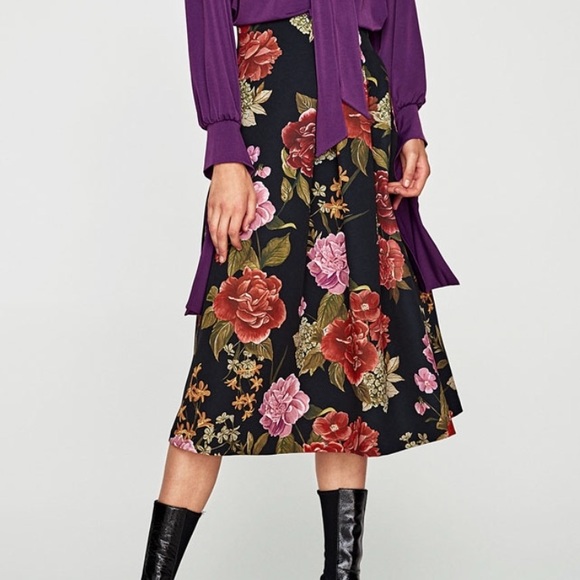 Midi Box Pleat Skirt by ZARA - Picture 2 of 4