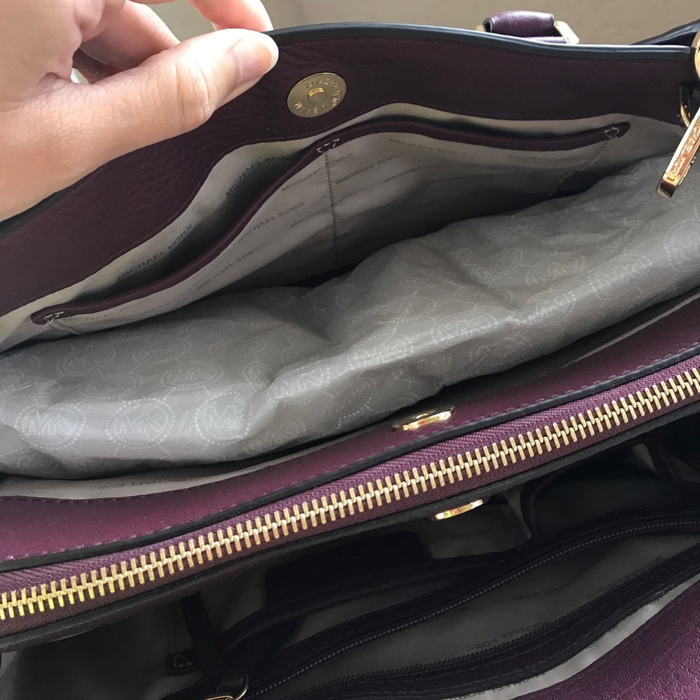 Michael kors handbag - Picture 4 of 8