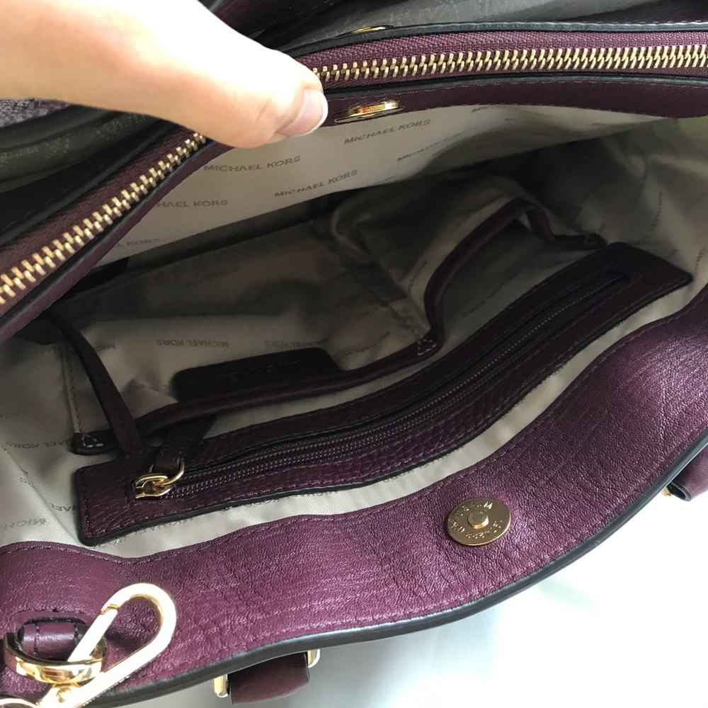 Michael kors handbag - Picture 5 of 8