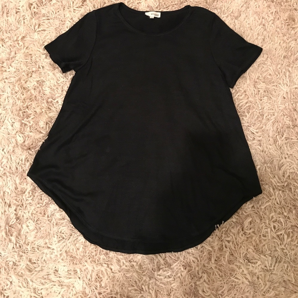 Wilfred free Esther tee shirt