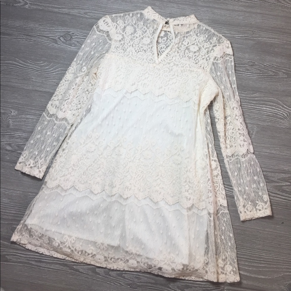 Charlotte Russe White Lace Midi Dress. Size M. - Picture 3 of 7
