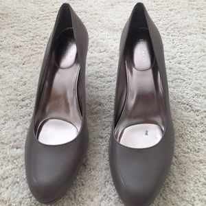 Calvin Klein Odette taupe platform pumps