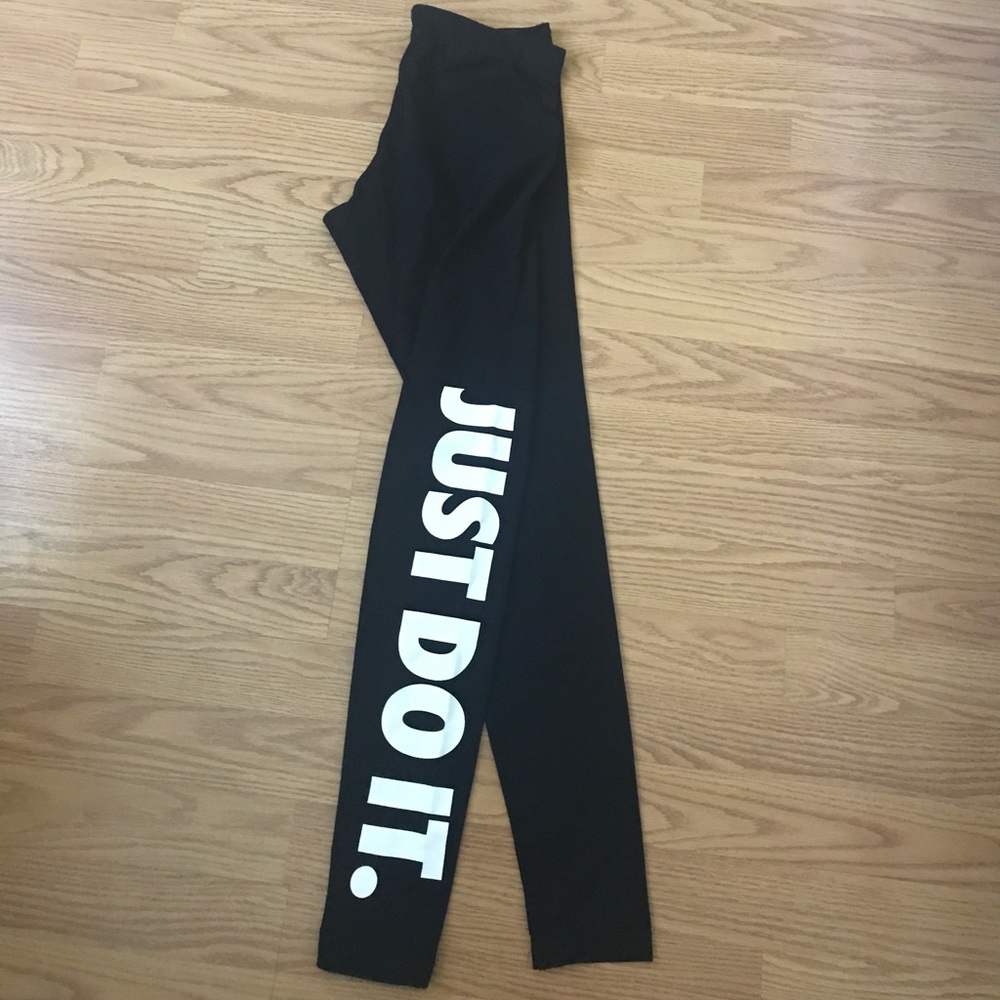 Nike leggings