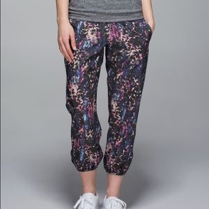 NWOT Lululemon Floral Om Pant