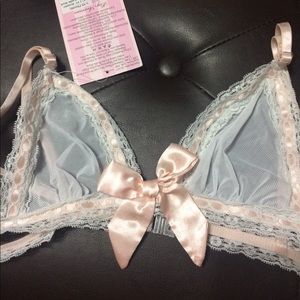 Leg Avenue Lace Sheer bra & Brazilian panty