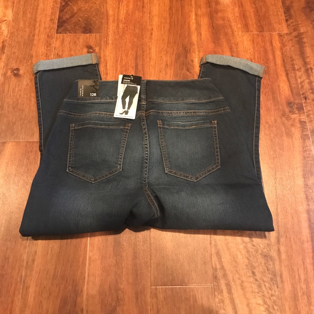Torrid Jegging Crop