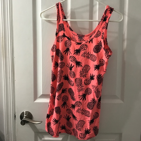 Pineapple Tank Top 🍍 - Picture 1 of 1