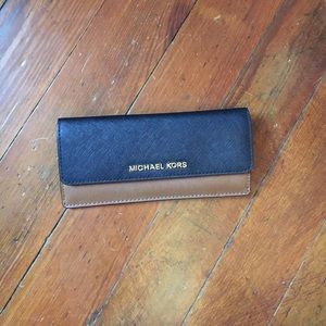 Michael Kors wallet