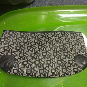 Dkny makeup bag