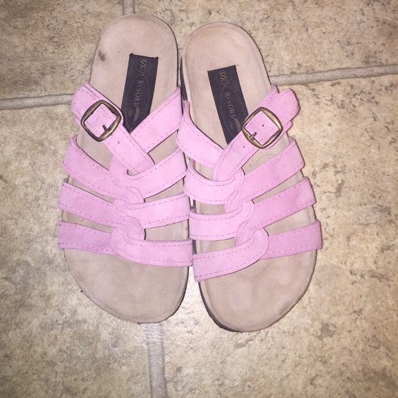 Resorts Leather Sandals - Picture 2 of 3