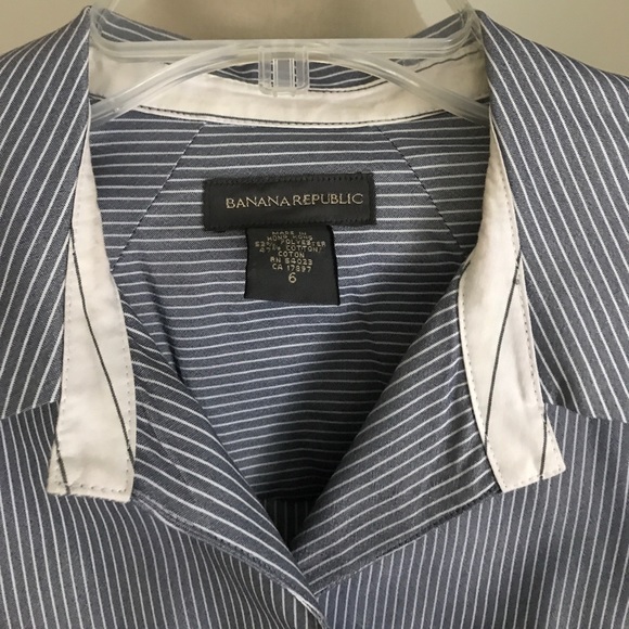 Banana Republic wrap dress - Picture 2 of 3