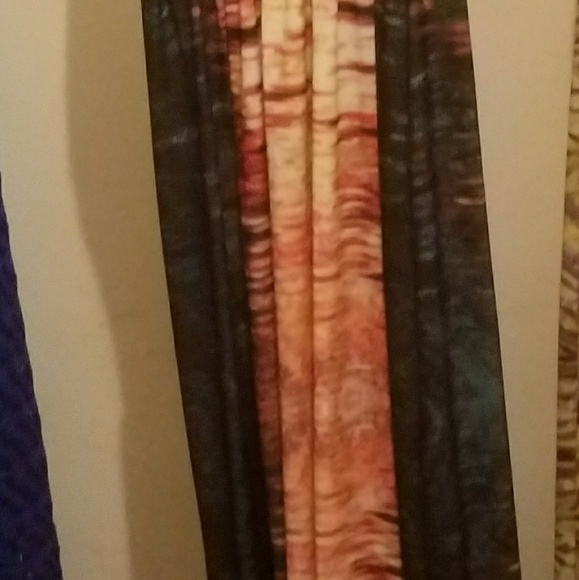 Long sundress size small - Picture 2 of 4