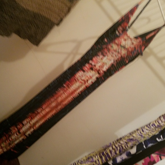 Long sundress size small - Picture 4 of 4