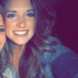 Meet your Posher, Courtney