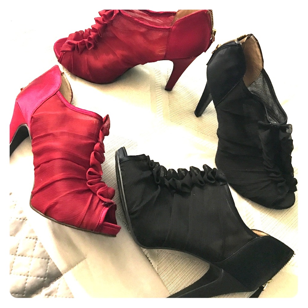 Nine West black and red dress shoes