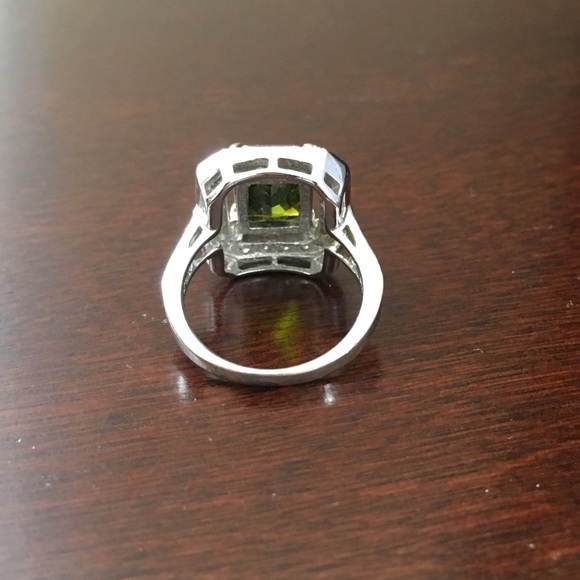 Green Gem Cushion Cut Ring - Picture 4 of 5