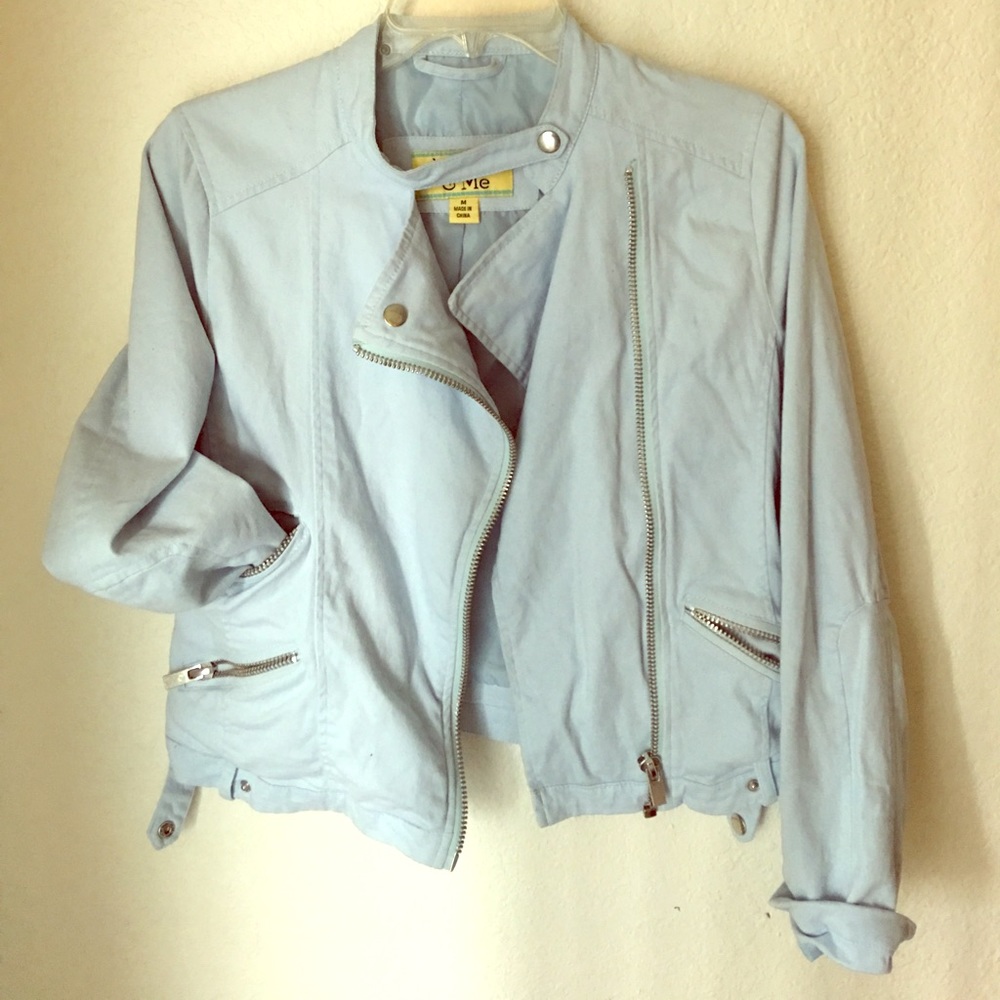 Light weight jacket