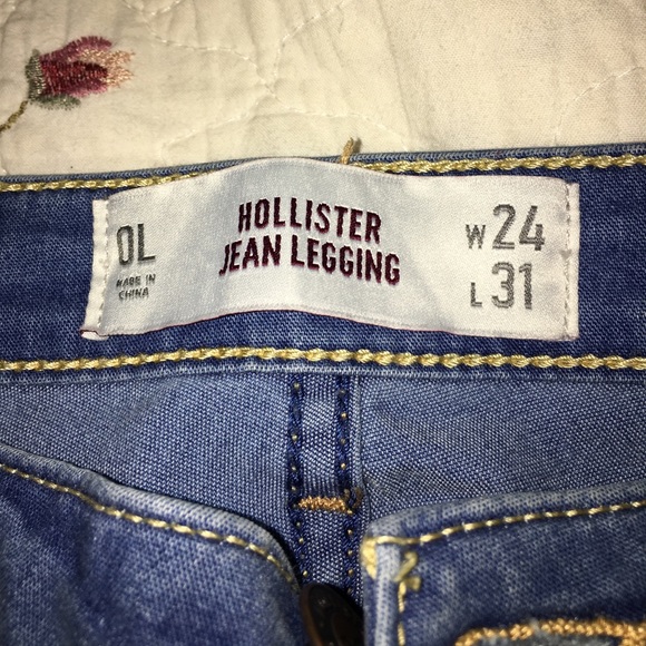 Hollister skinny jeans - Picture 4 of 5
