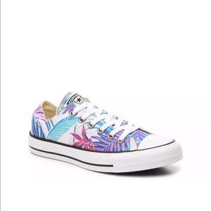 Tropical Print Converse