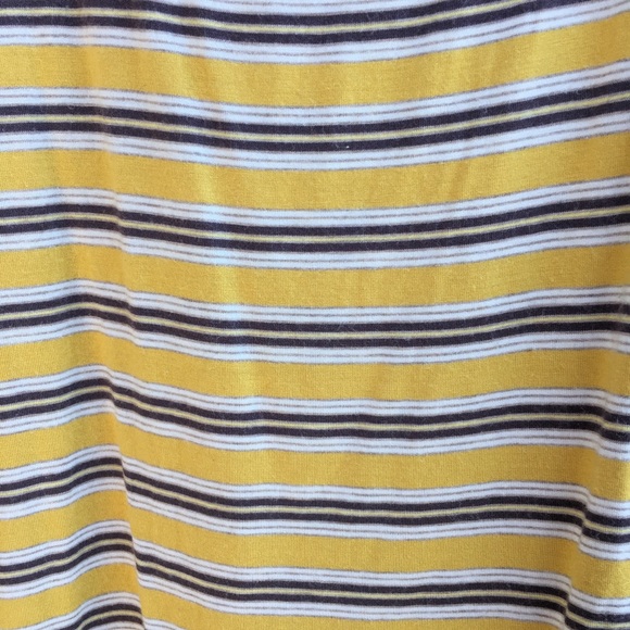 Yellow/White/Brown striped American Eagle tank. - Picture 3 of 4