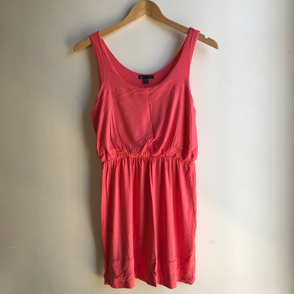 gap dress with layered bottom