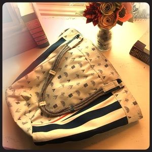 Kavu bucket bottom rope bag