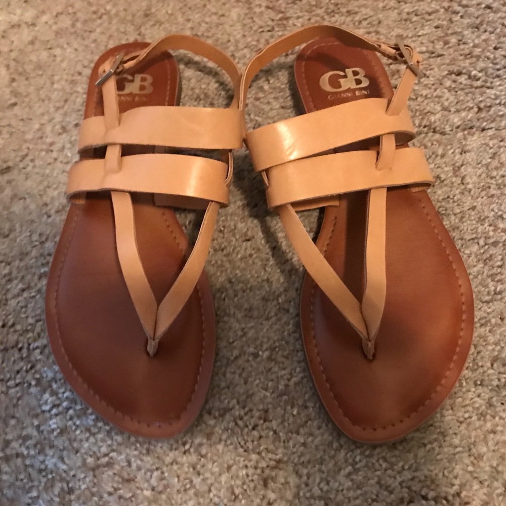 Giani Bini sandals