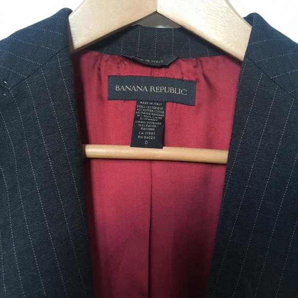 Gray pin stripe blazer - Picture 2 of 2