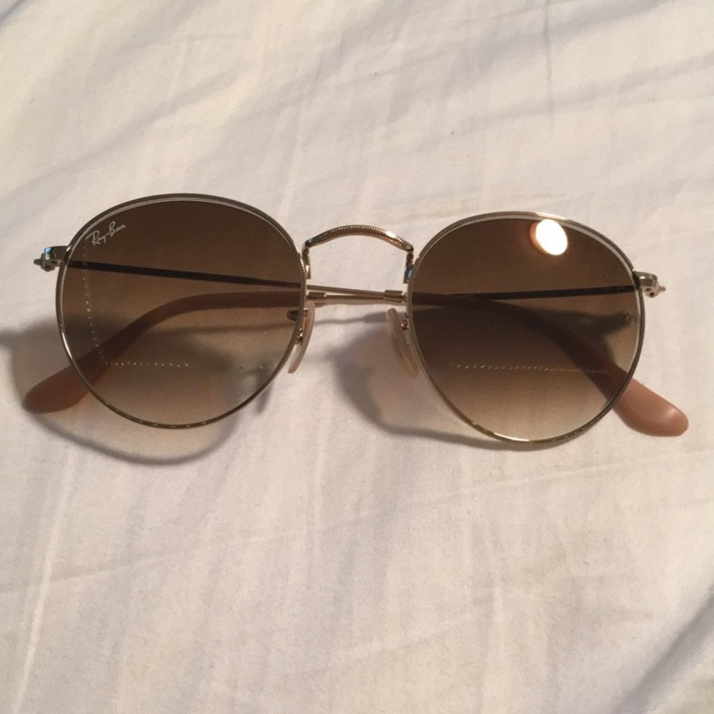 Round Ray Bans