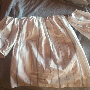 Lush off the Shoulder Top with Pockets