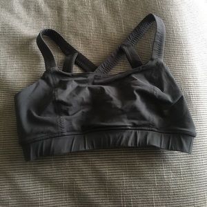 Lululemon sport bra!!
