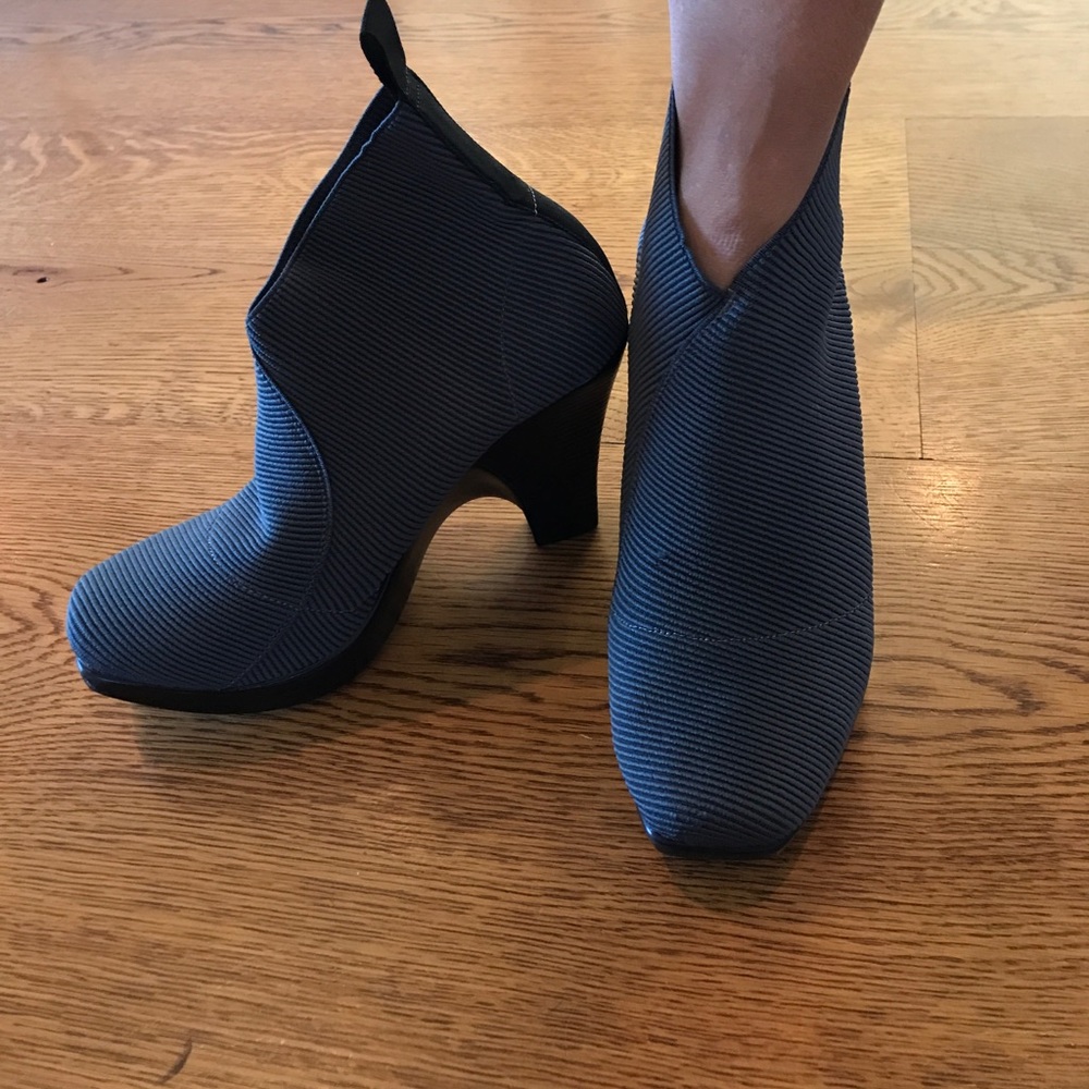 Charleston shoes (boots)