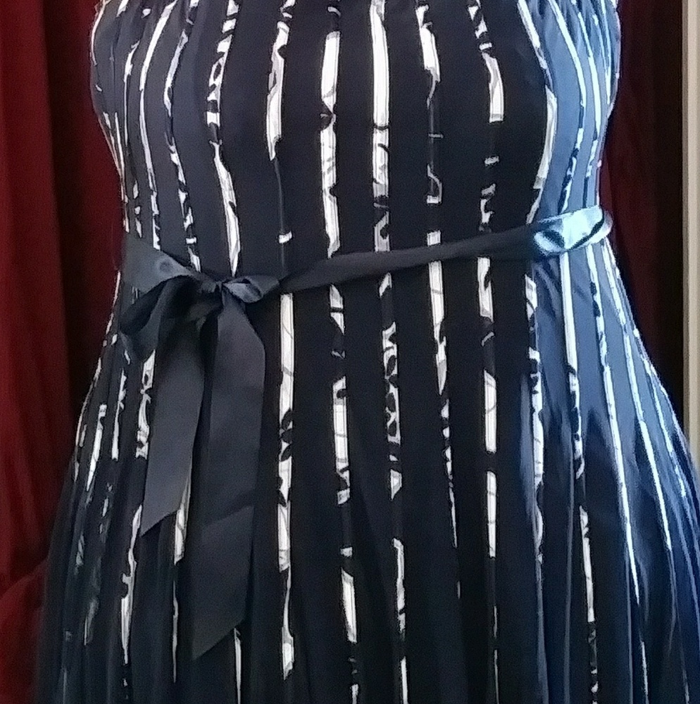 ❇️SALE❇️Sassy Pleated Dress