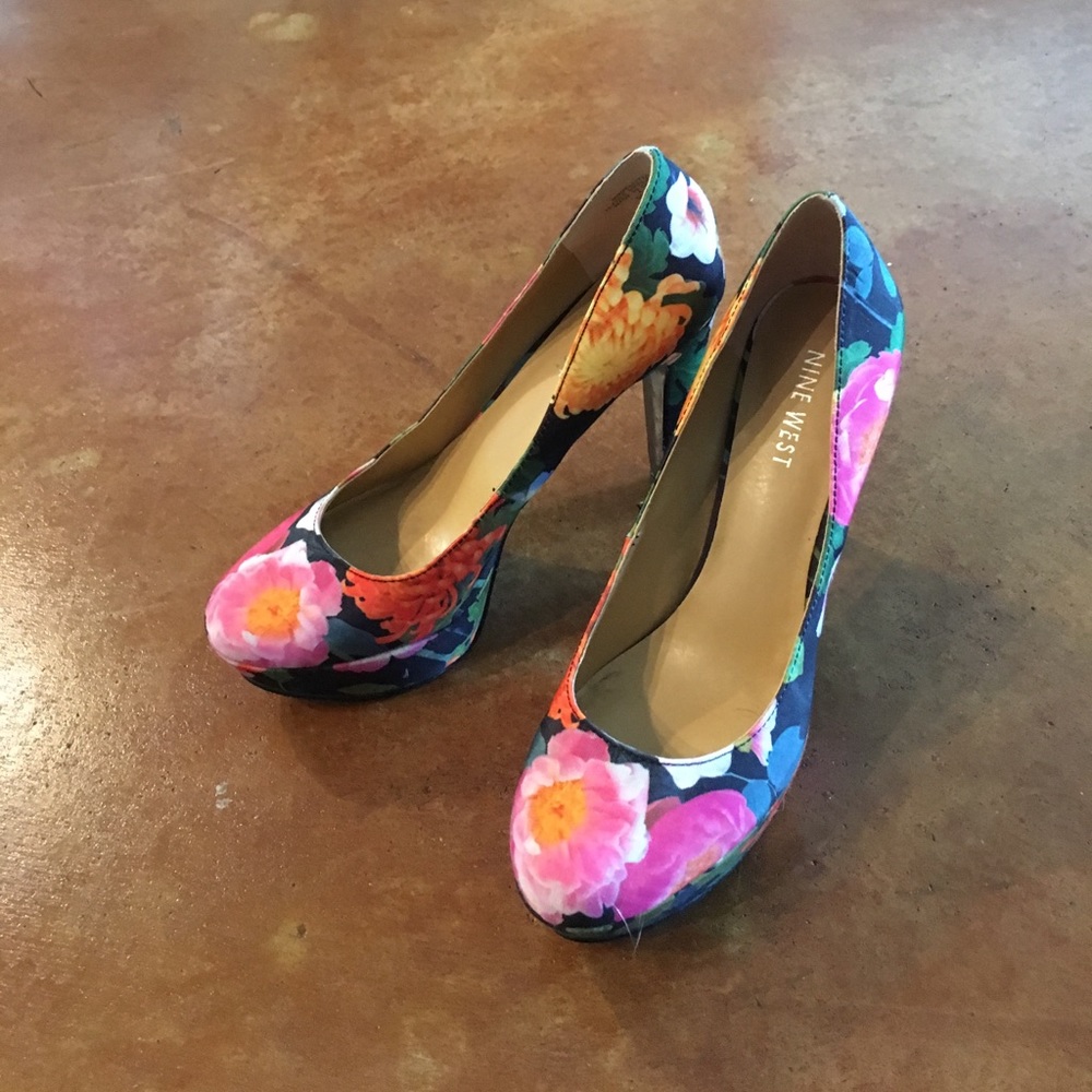 Nine West Floral Print Platform Heel