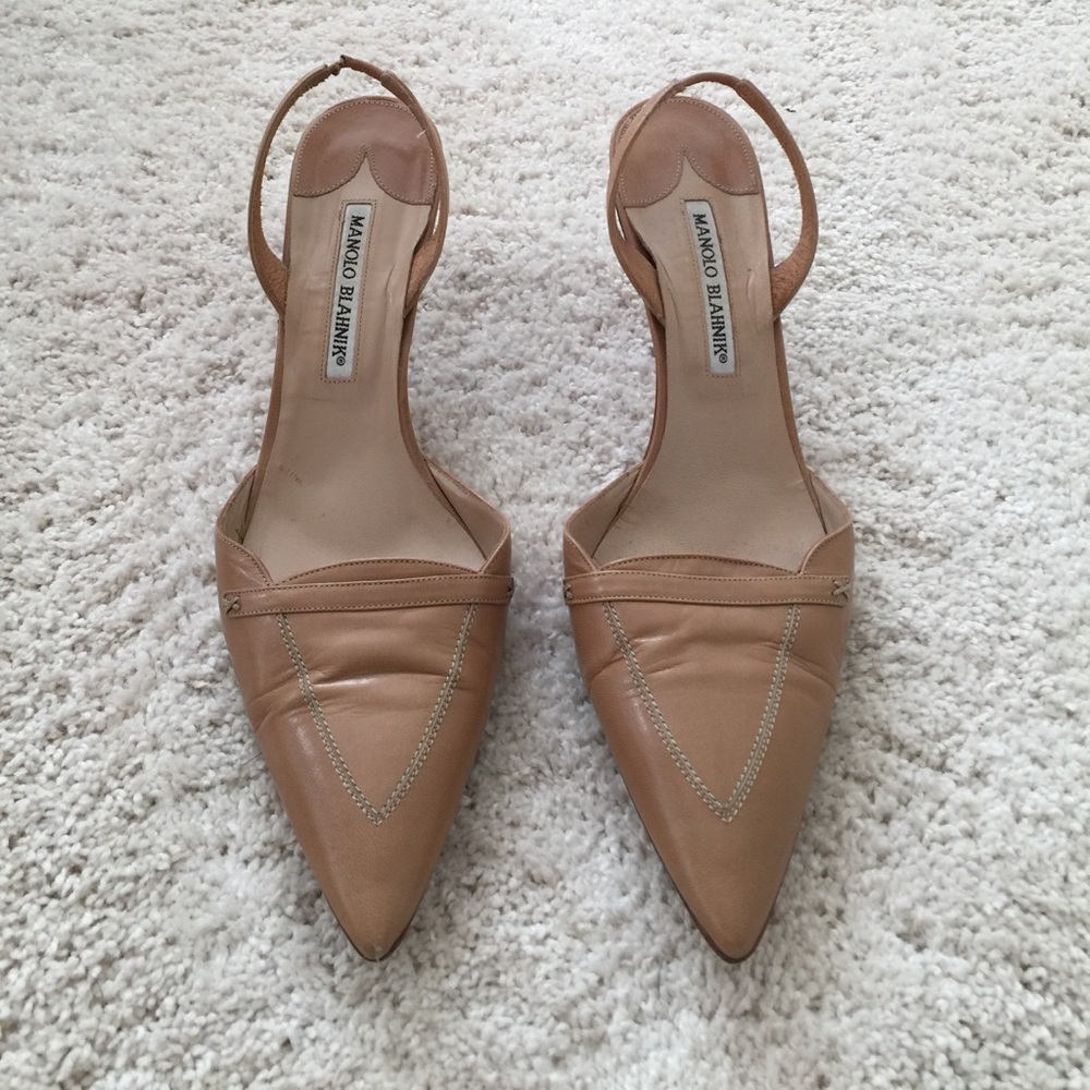 Manolo Blahnik Carolyn Sling Back