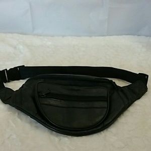 Toni Fanny pack leather