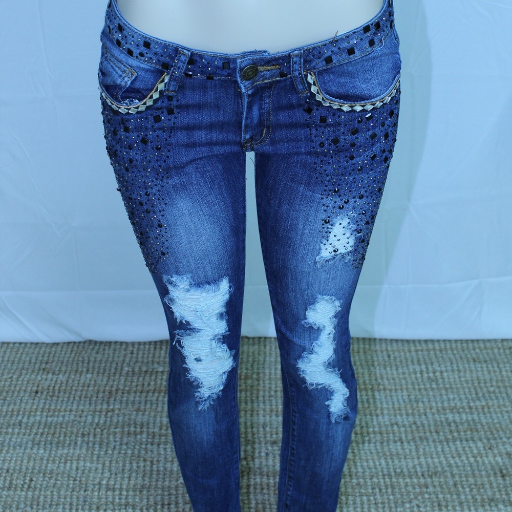 Rhinestones Ripped Jeans