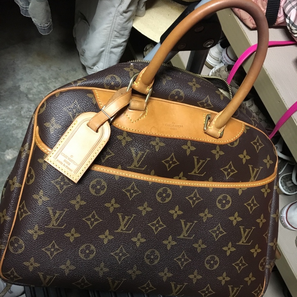 Auth deuville travel bag Louis vuitton