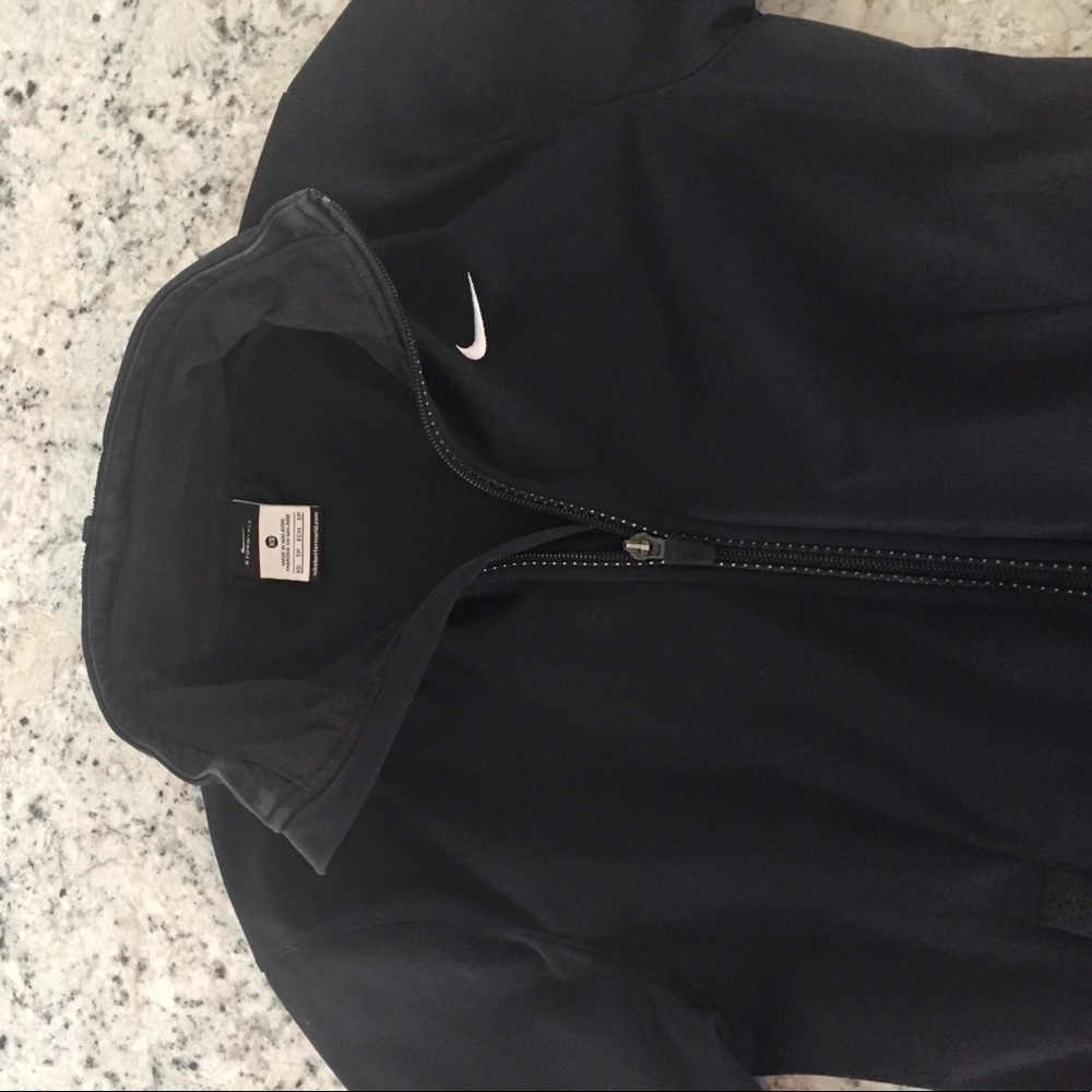 Nike storm fit jacket