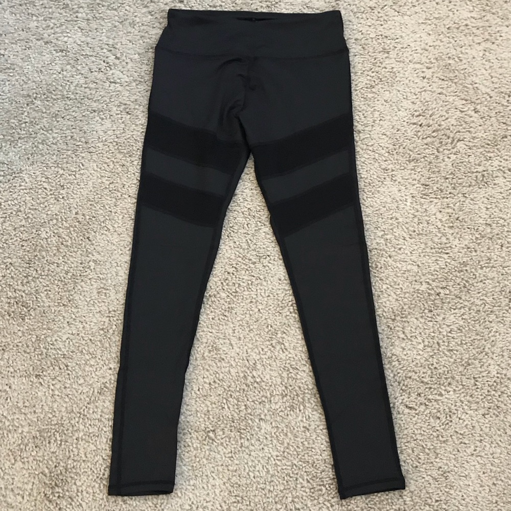 Cut Out Leggings NWOT