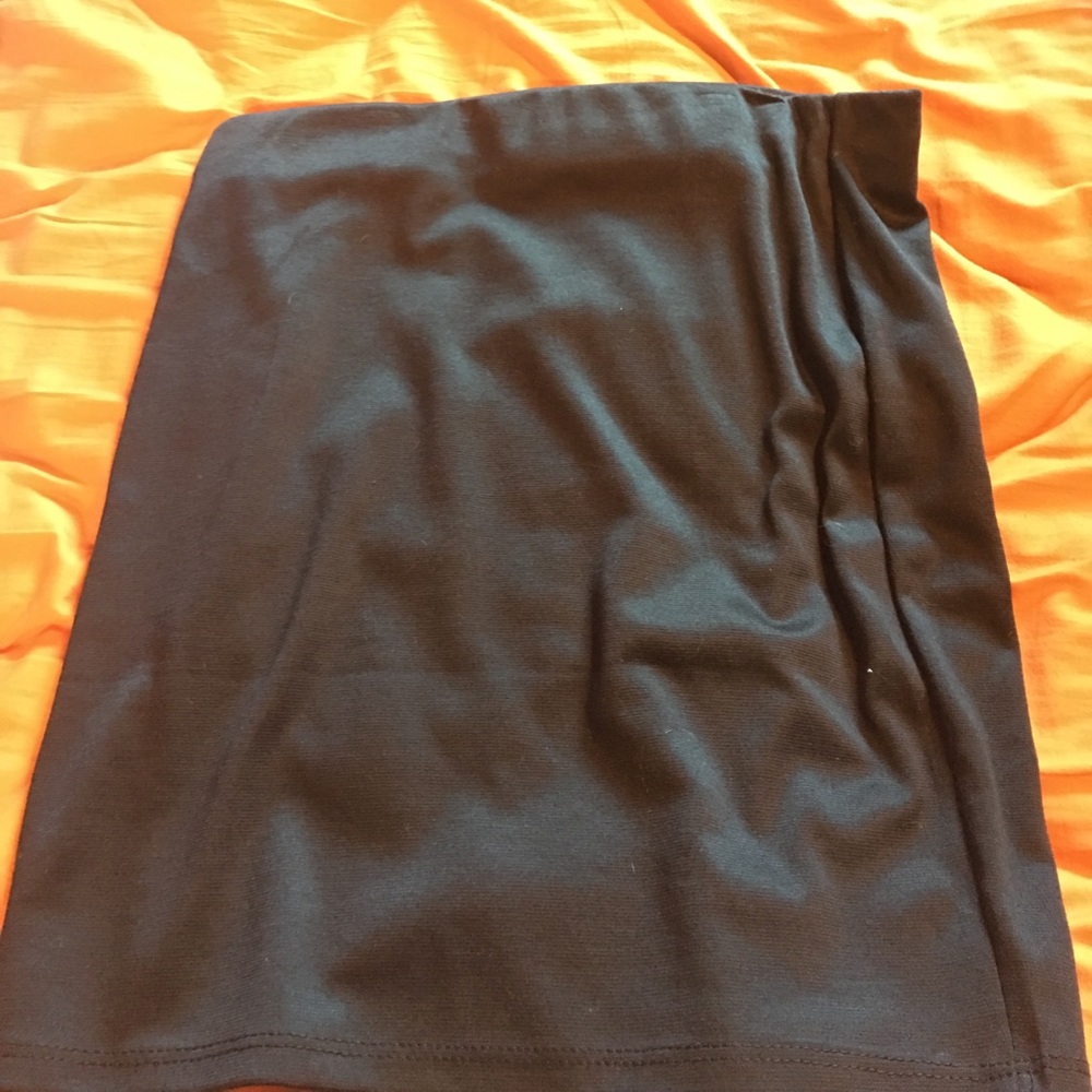 Black pencil skirt
