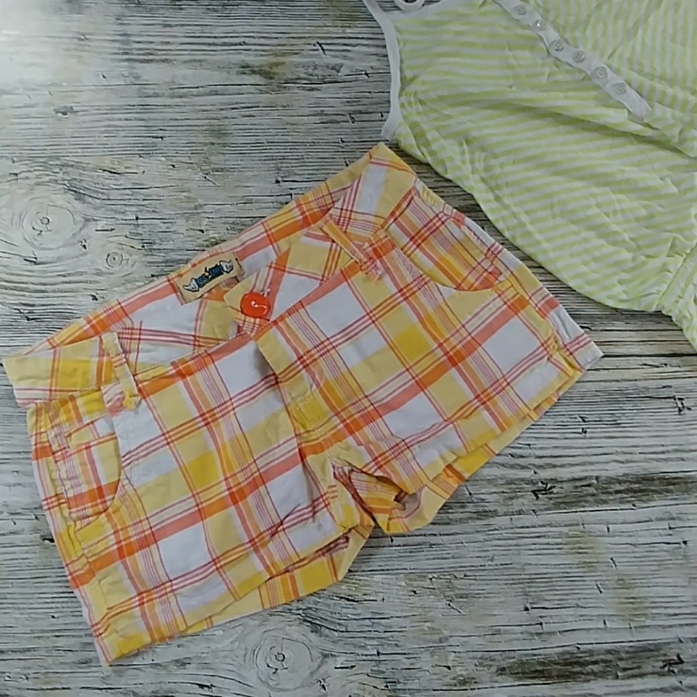 Freestyle plaid shorts