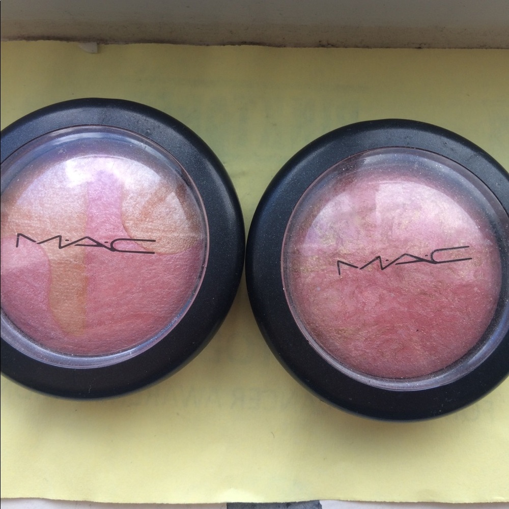 2 Mac mineralized blush
