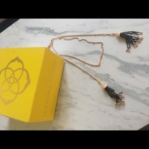 Kendra Scott rose gold necklace