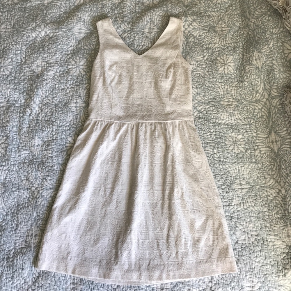 Super cute white Kensie sun dress! Size M