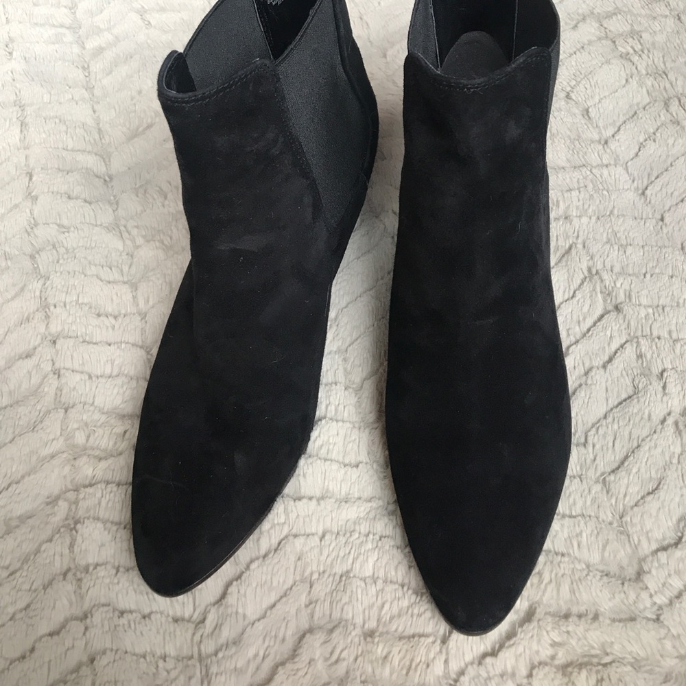 Sam Edelman black suede booties in sz 9 - Picture 3 of 3
