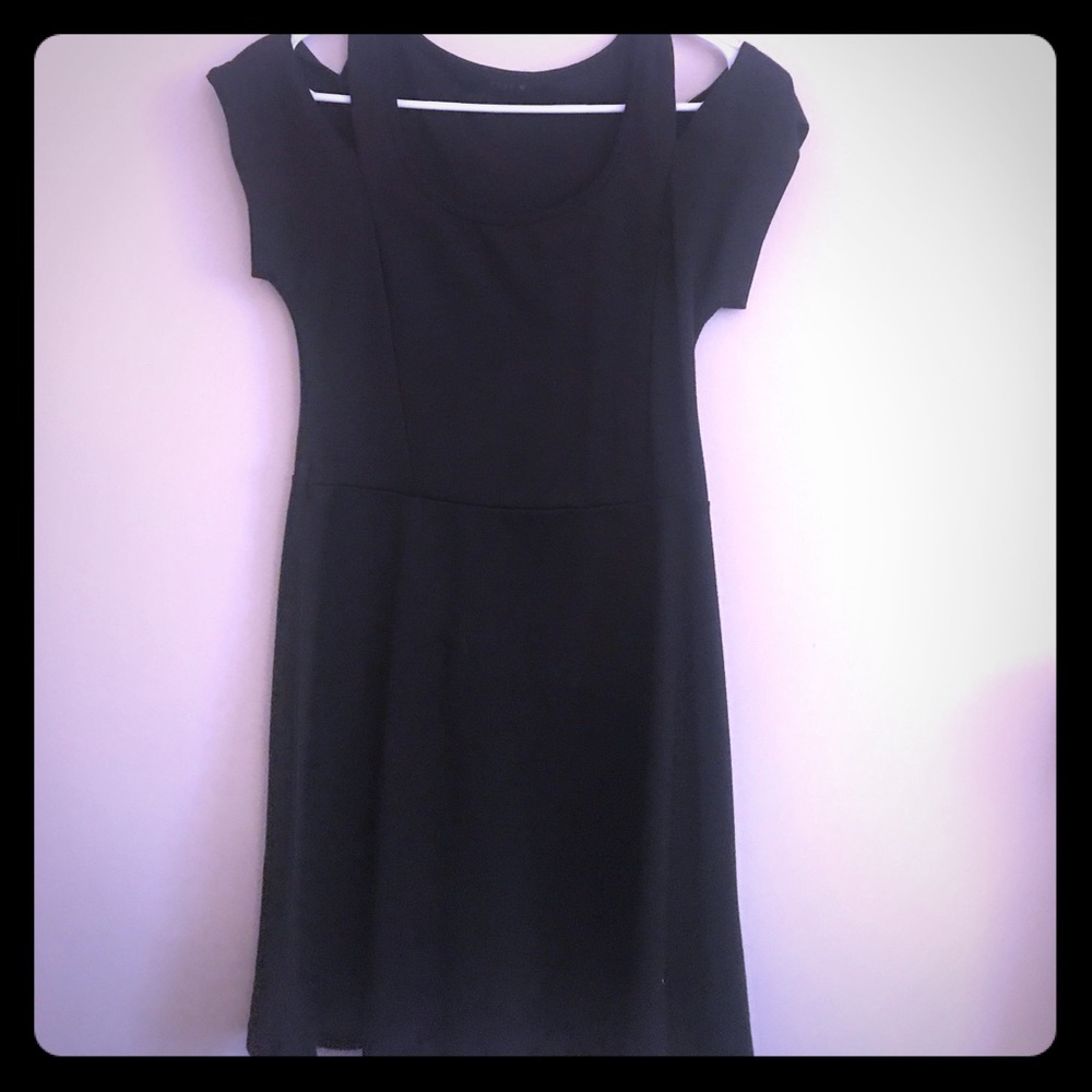Black dress w style
