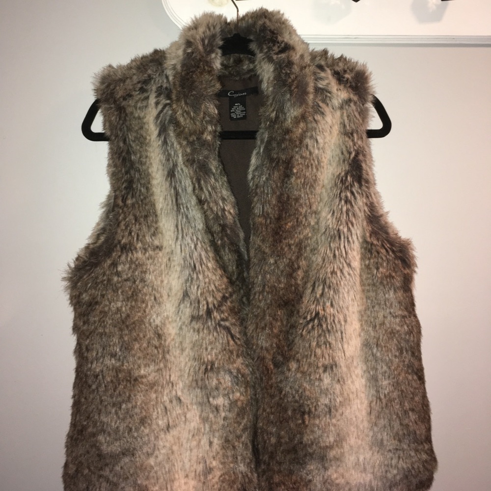 M/L Faux fur Vest
